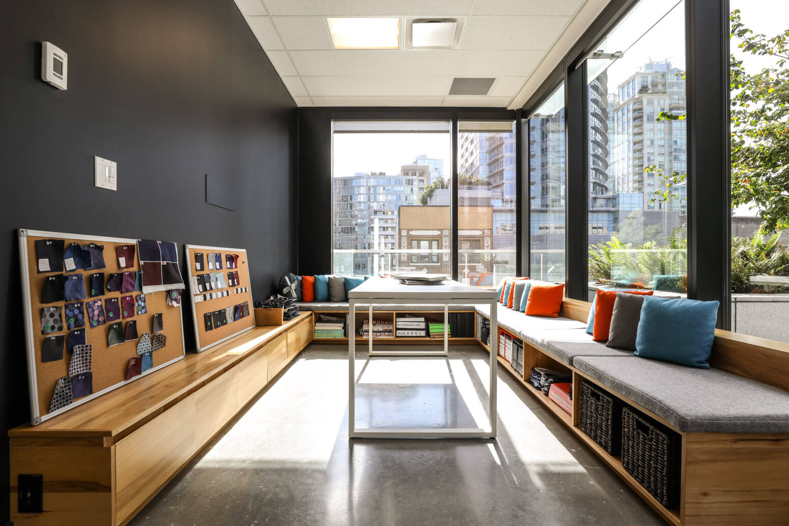 Indochino_Vancouver_Office_Killer_Spaces_Techvibes-8